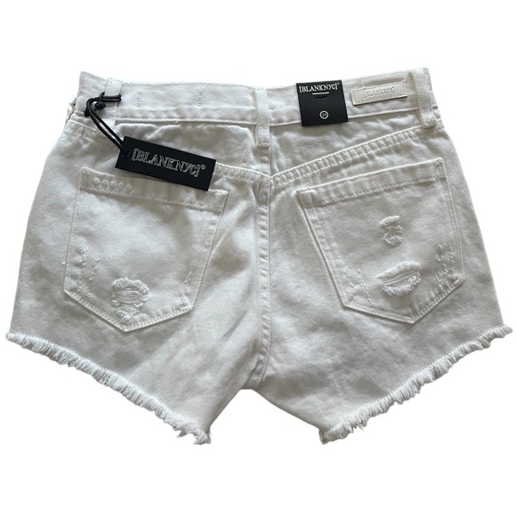 Blank NYC White Women’s High Rise Distressed  Shorts NWT Size 24 - Picture 3 of 3